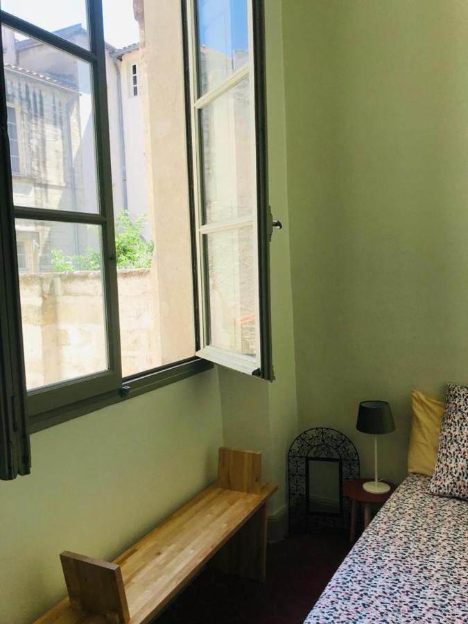 Palais Des Papes: Historic Mansion With Free Nearby Parking Avignon