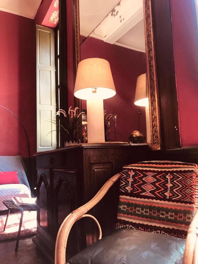 Apartment Palais Des Papes: Historic Mansion With Free Nearby Parking *