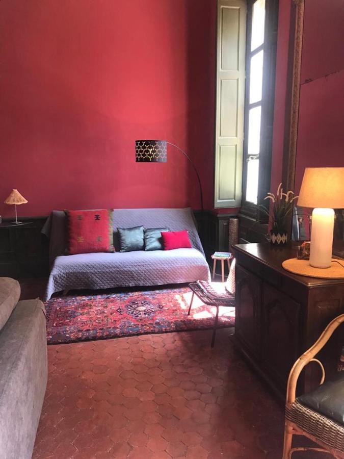 Apartment Palais Des Papes: Historic Mansion With Free Nearby Parking *